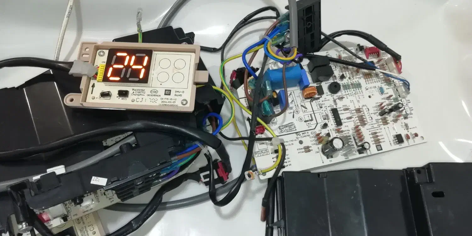 تعمیر برد پکیج/لباسشویی/یخچال/اسپلیت/آیفون تصویری|خدمات پیشه و مهارت|گرگان, |دیوار