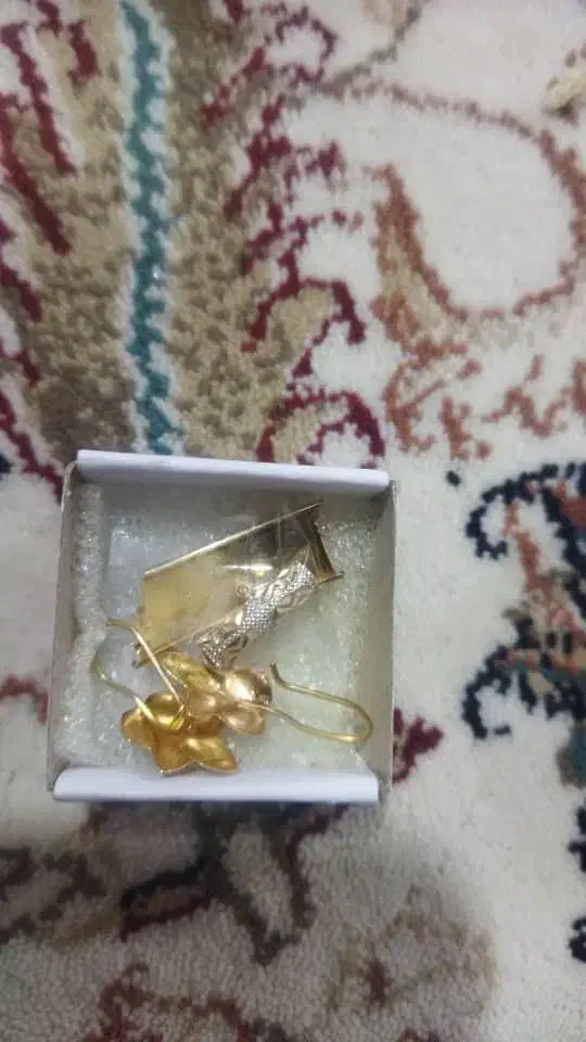 طلای شکسته|جواهرات|خاوه, |دیوار