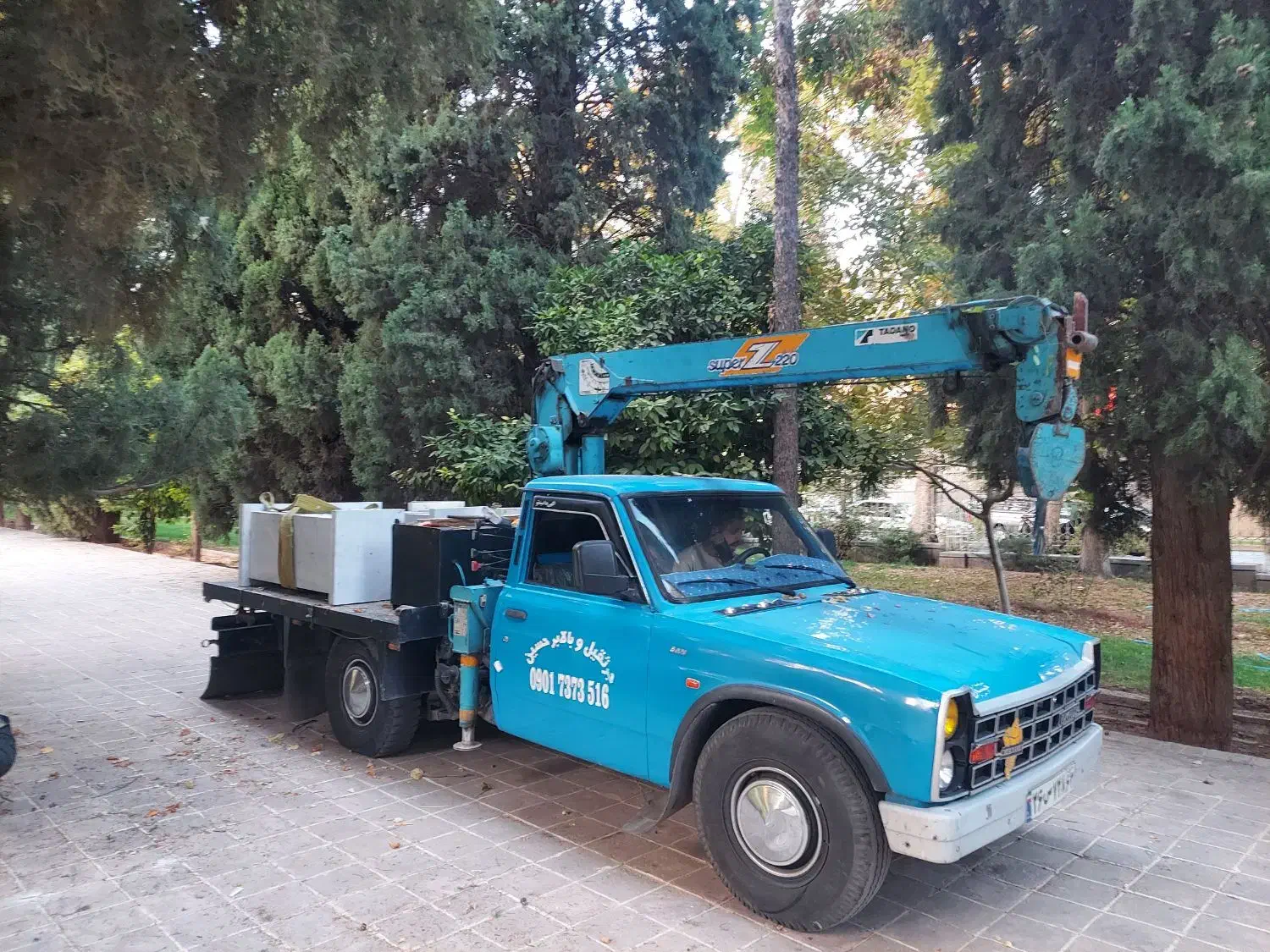 نیسان جرثقیل ۲تن و بالابر (24ساعته)|خدمات حمل و نقل|شیراز, ریشمک|دیوار