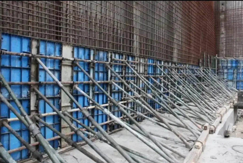 آرماتور بندی و فونداسیون و دیوار برشی|خدمات پیشه و مهارت|میاندوآب, |دیوار