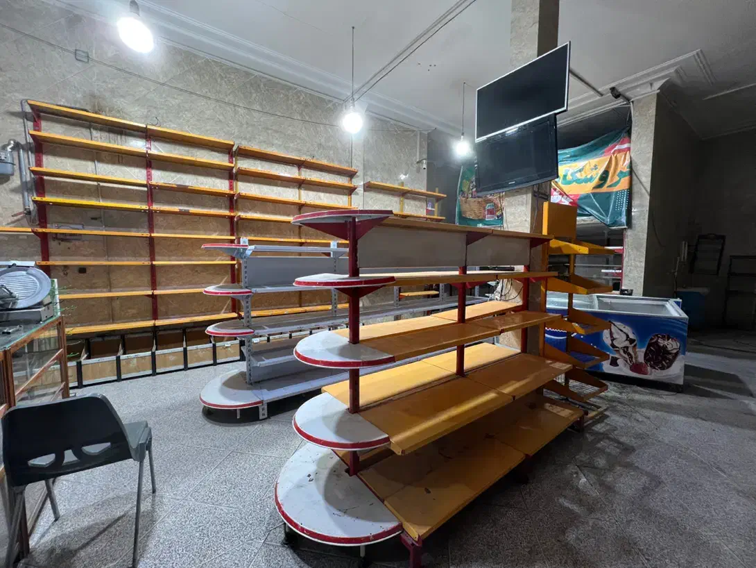 فروش قفسه سوپرمارکتی زیر قیمت|فروشگاه و مغازه|بهارستان, |دیوار