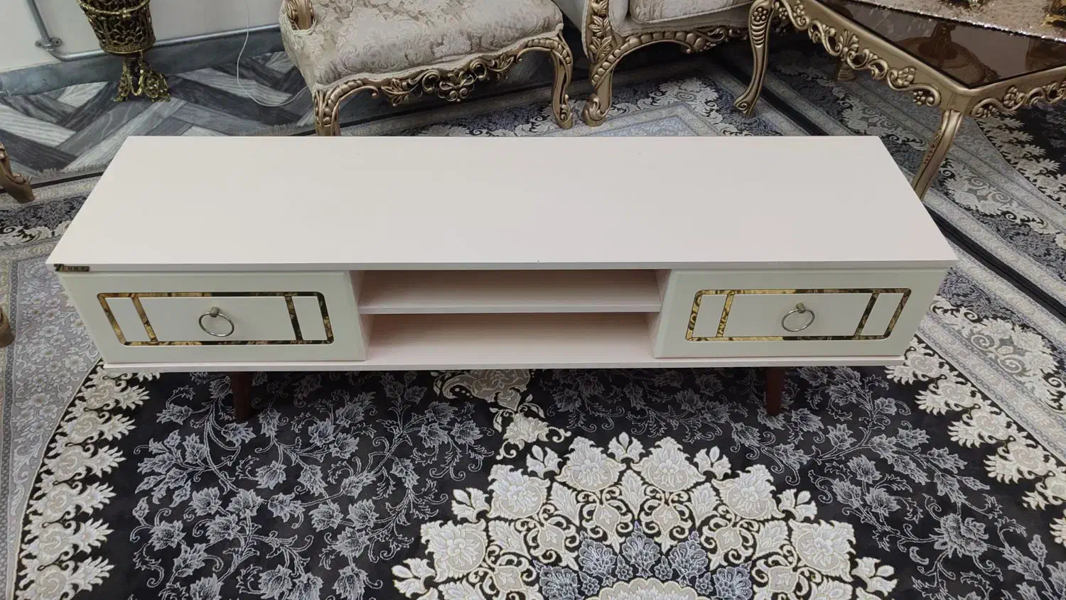 میز تلوزیون در حد نو|میز تلویزیون|پارسآباد, |دیوار