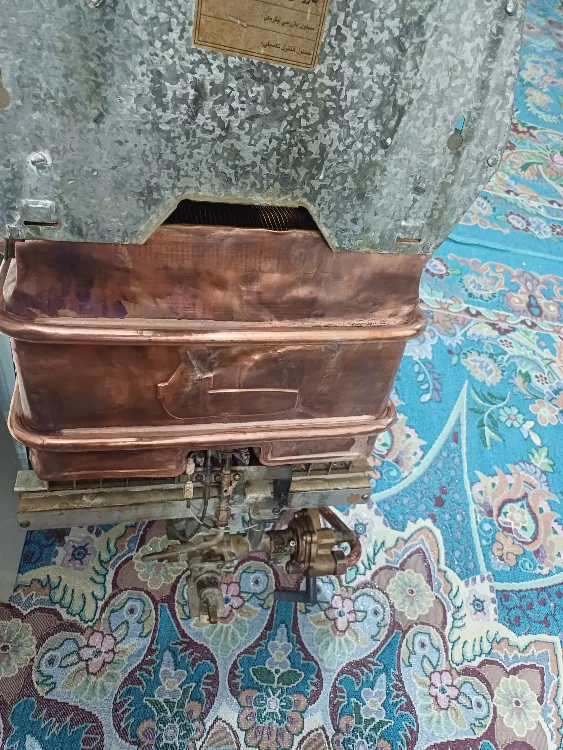 آبگرمکن بوتان۳۱۱۵|آبگرمکن، پکیج، شوفاژ|شاهین‌شهر, گرگاب|دیوار