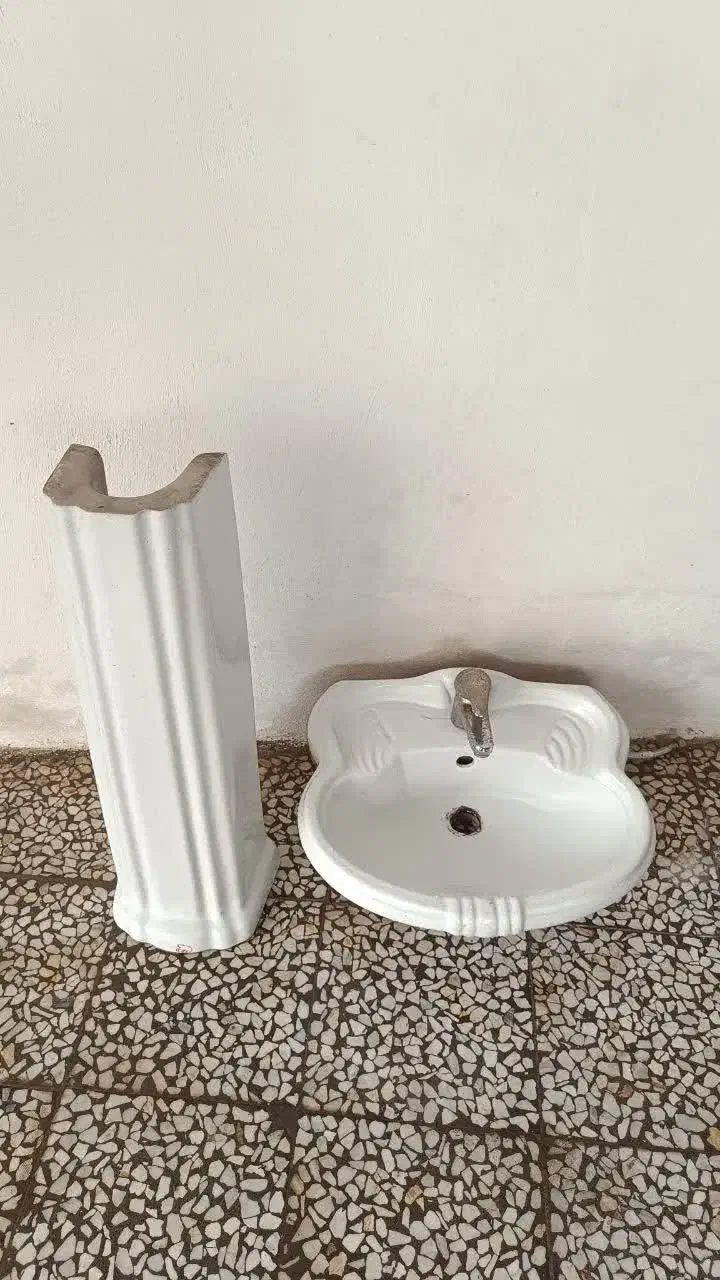 سرویس روشویی به همراه شیر|لوازم سرویس بهداشتی|رودسر, |دیوار