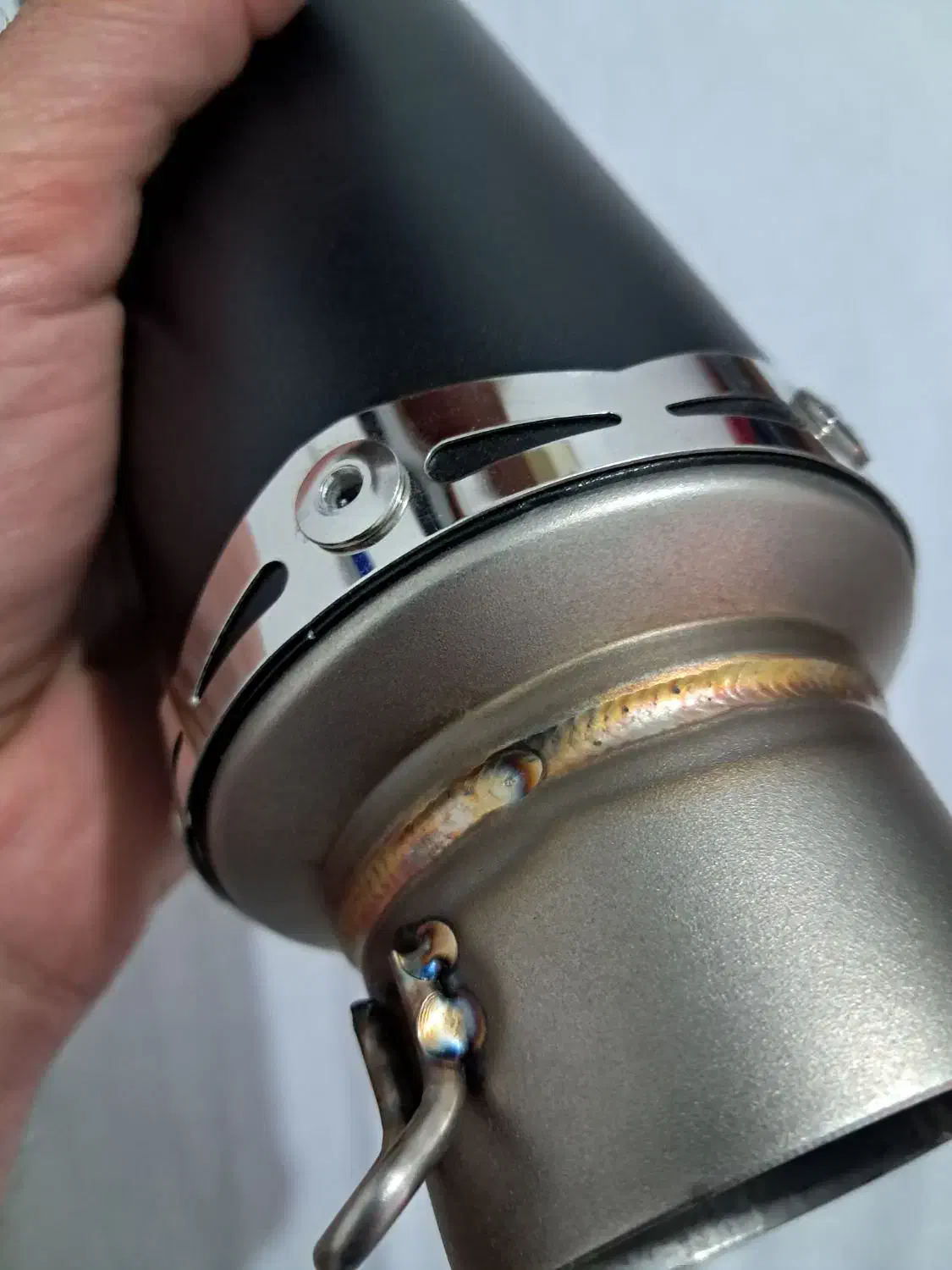 اگزوز قهرمانی|قطعات یدکی و لوازم جانبی|رشت, کاکتوس|دیوار