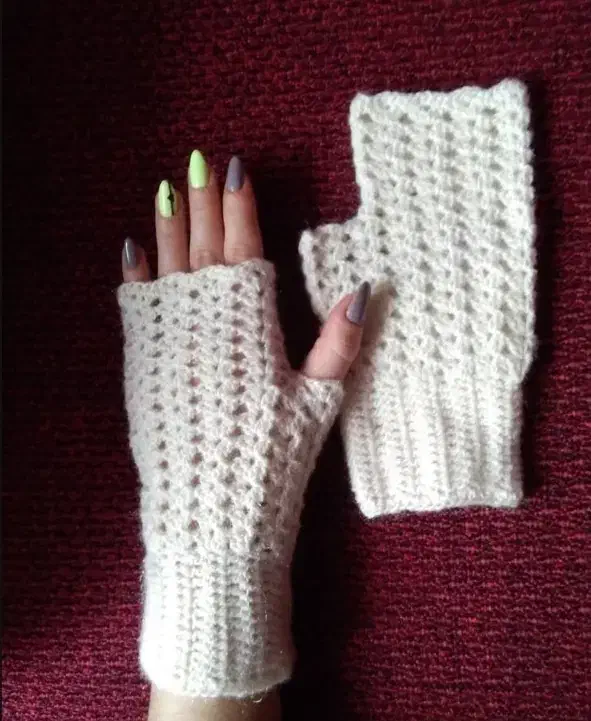 دستکش|لباس|اراک, |دیوار