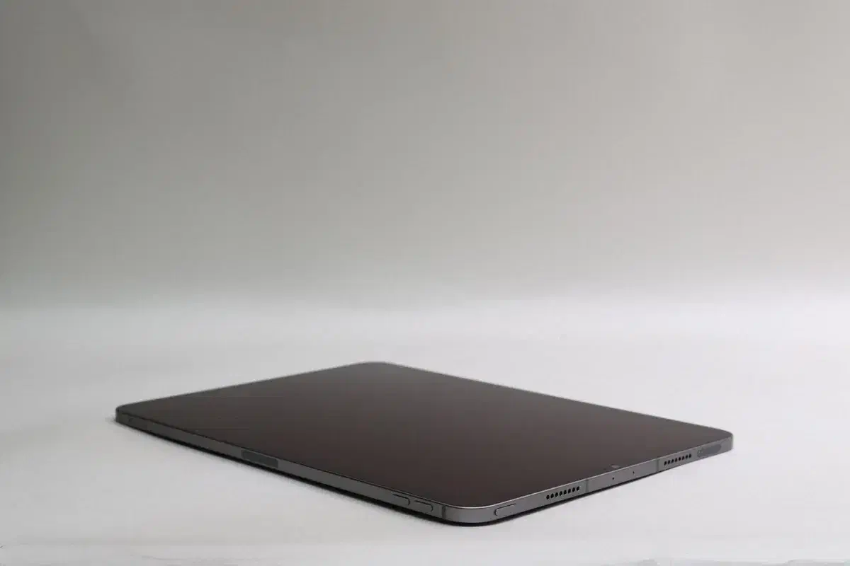 آیپد پرو m2 یازده اینچ|تبلت|تهران, فلسطین (میدان انقلاب)|دیوار