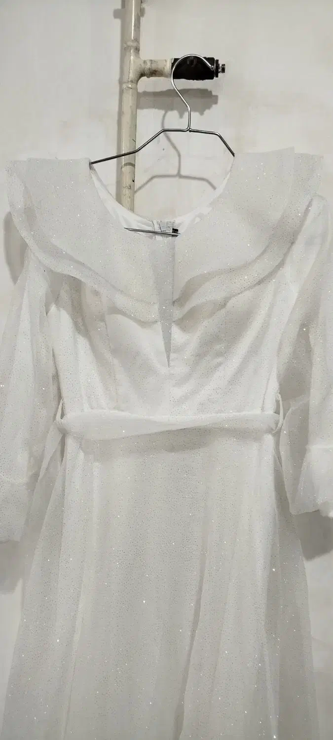 دو دس لباس نو نو|لباس|دورود, |دیوار