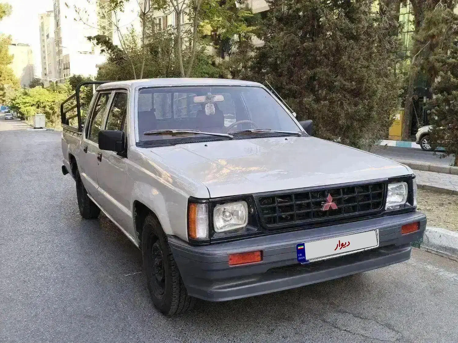 وانت دوکابین میتسوبیشی L200 بدون نقص|خودرو سواری و وانت|تهران, امانیه|دیوار