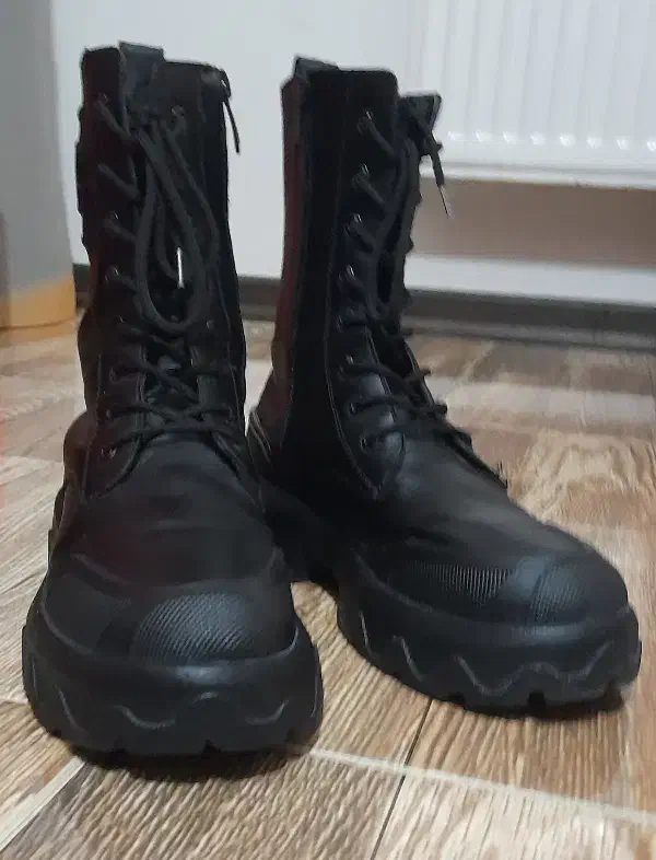 بوت|کیف، کفش، کمربند|اردبیل, |دیوار