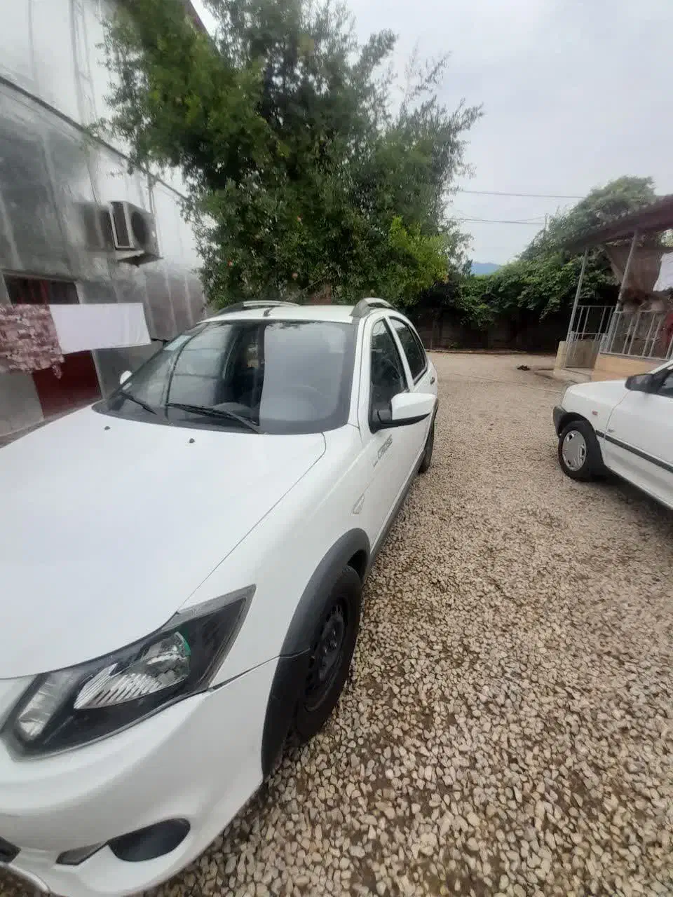 کوییک ساده سفید مدل99|خودرو سواری و وانت|کرج, حصارک بالا|دیوار