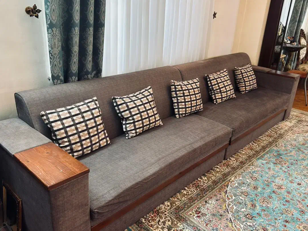 مبل راحتی ۸ نفره بسیار تمیز|مبلمان خانگی و میز عسلی|آمل, |دیوار