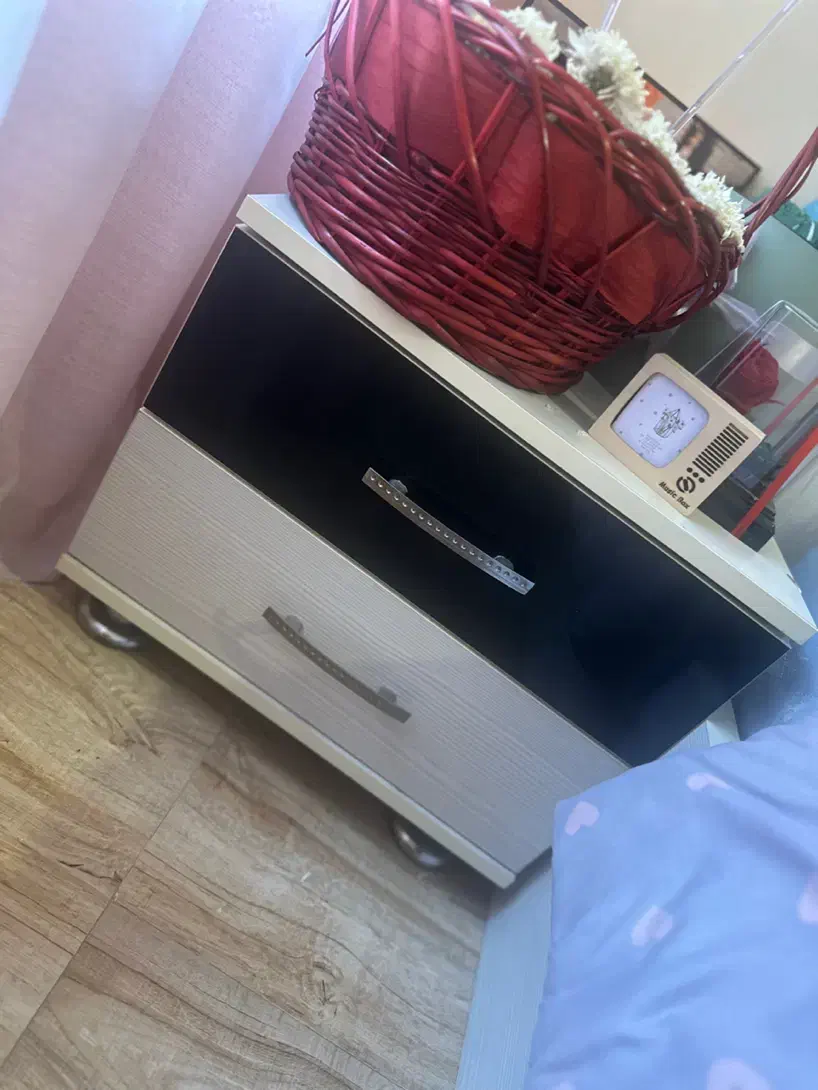 تخت دونفره باوسایل کامل|تخت و سرویس خواب|شهریار, شهریار|دیوار