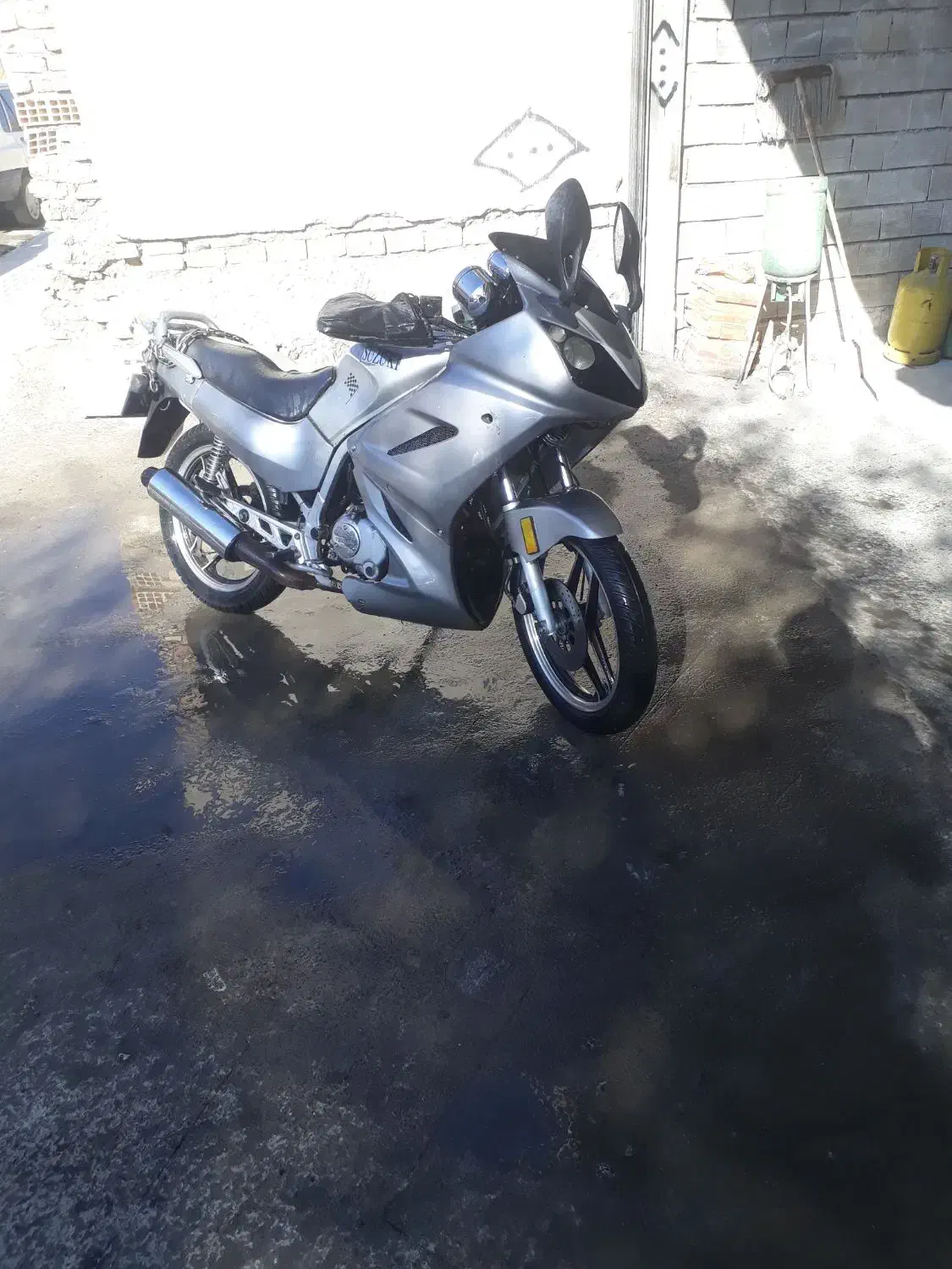 موتور طرح کیپس|موتورسیکلت|گلپایگان, |دیوار