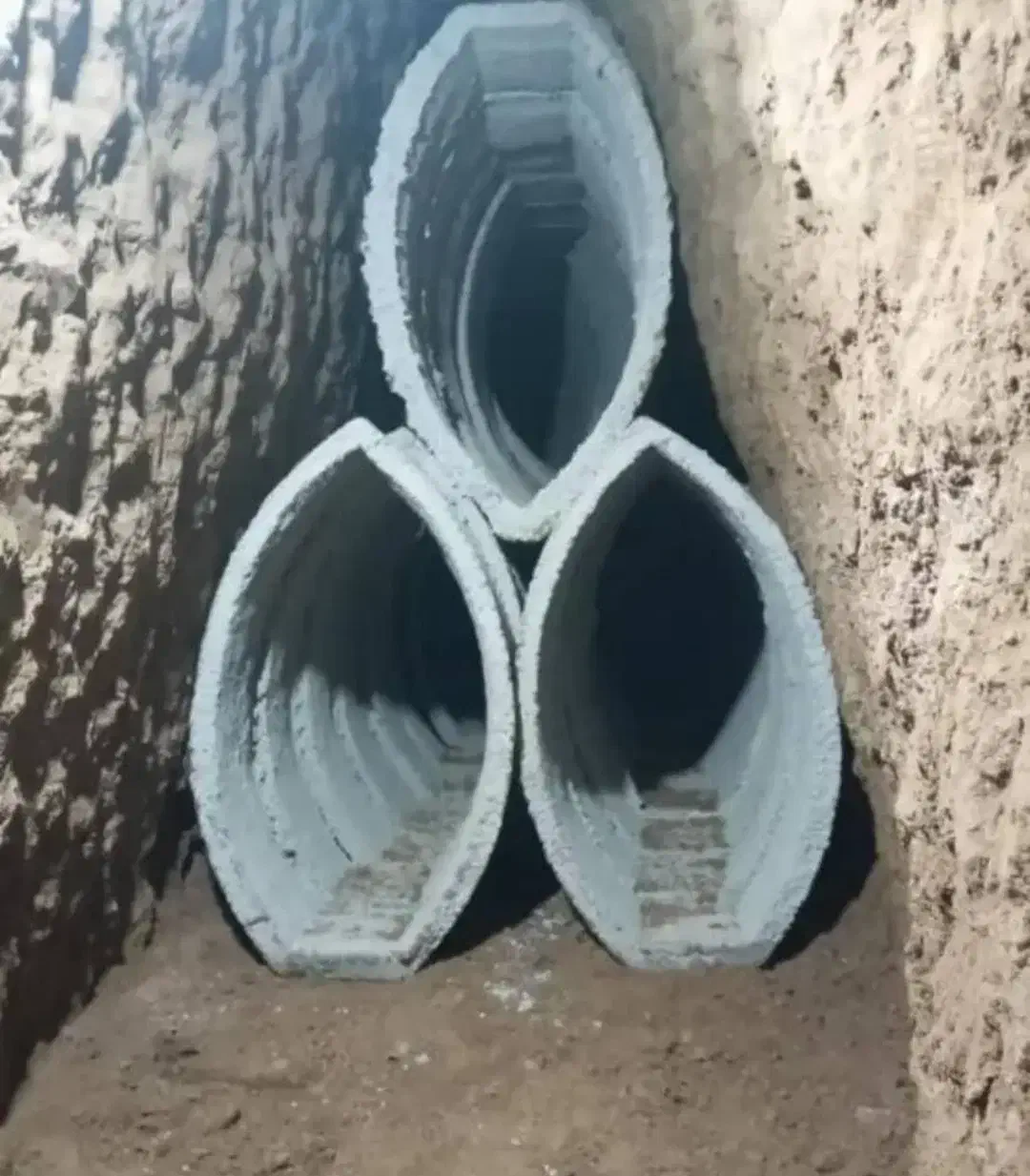 چاه کن آب و فاضلاب|خدمات پیشه و مهارت|پیشوا, |دیوار