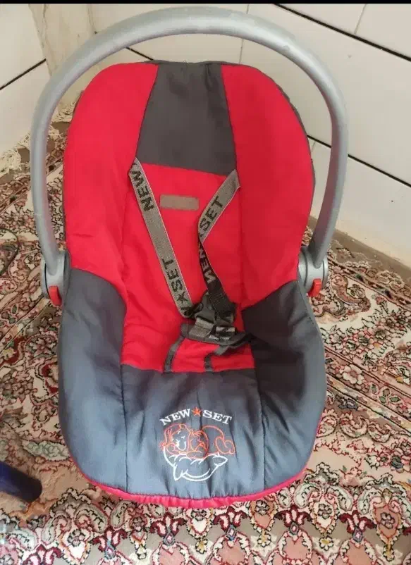 کریر و روروئک|کالسکه و لوازم جانبی|آران و بیدگل, |دیوار