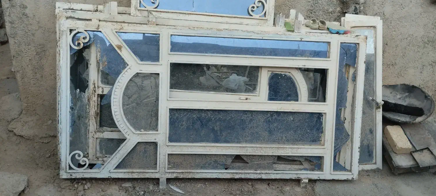 پنجره|مصالح و تجهیزات ساختمان|درب گنبد, |دیوار