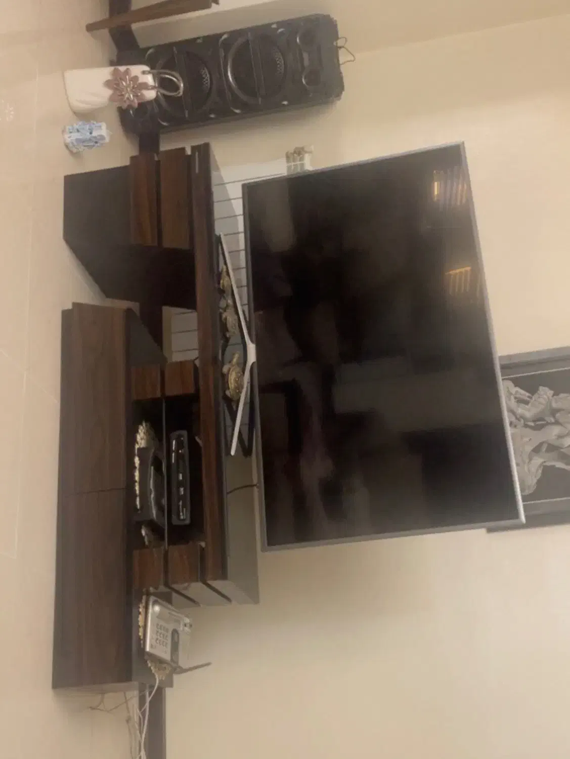 میزتلویزیون|میز تلویزیون|شاهین‌شهر, برخوار غرب|دیوار