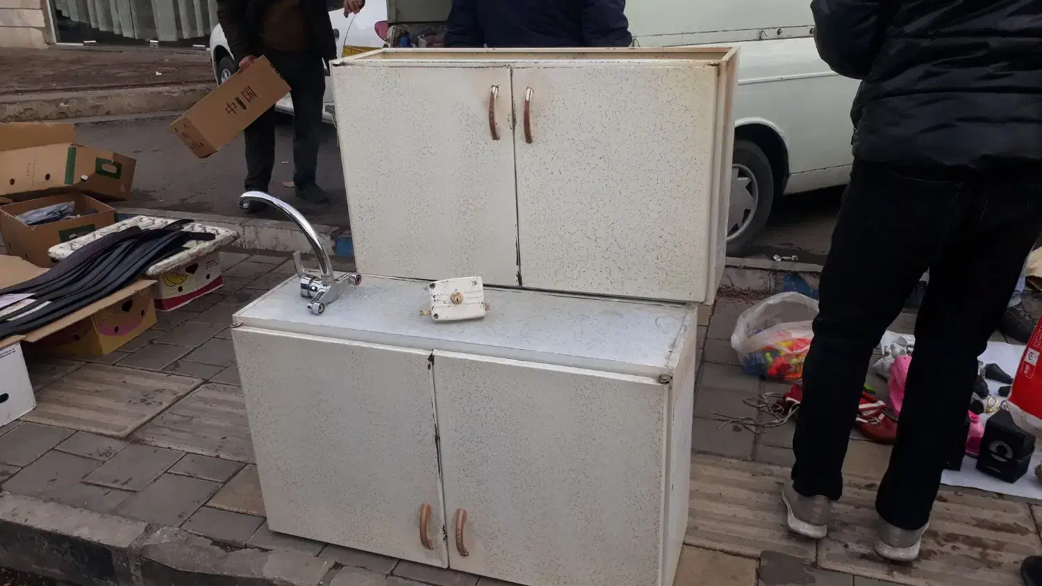 سلام کابینت دیواری وهود سالم وشیرظرف شویی ۳ملیون|آبچکان و نظمدهنده ظروف|همدان, |دیوار