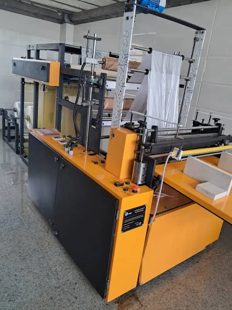 دستگاه دوخت و برش|ماشین‌آلات صنعتی|زنجان, |دیوار