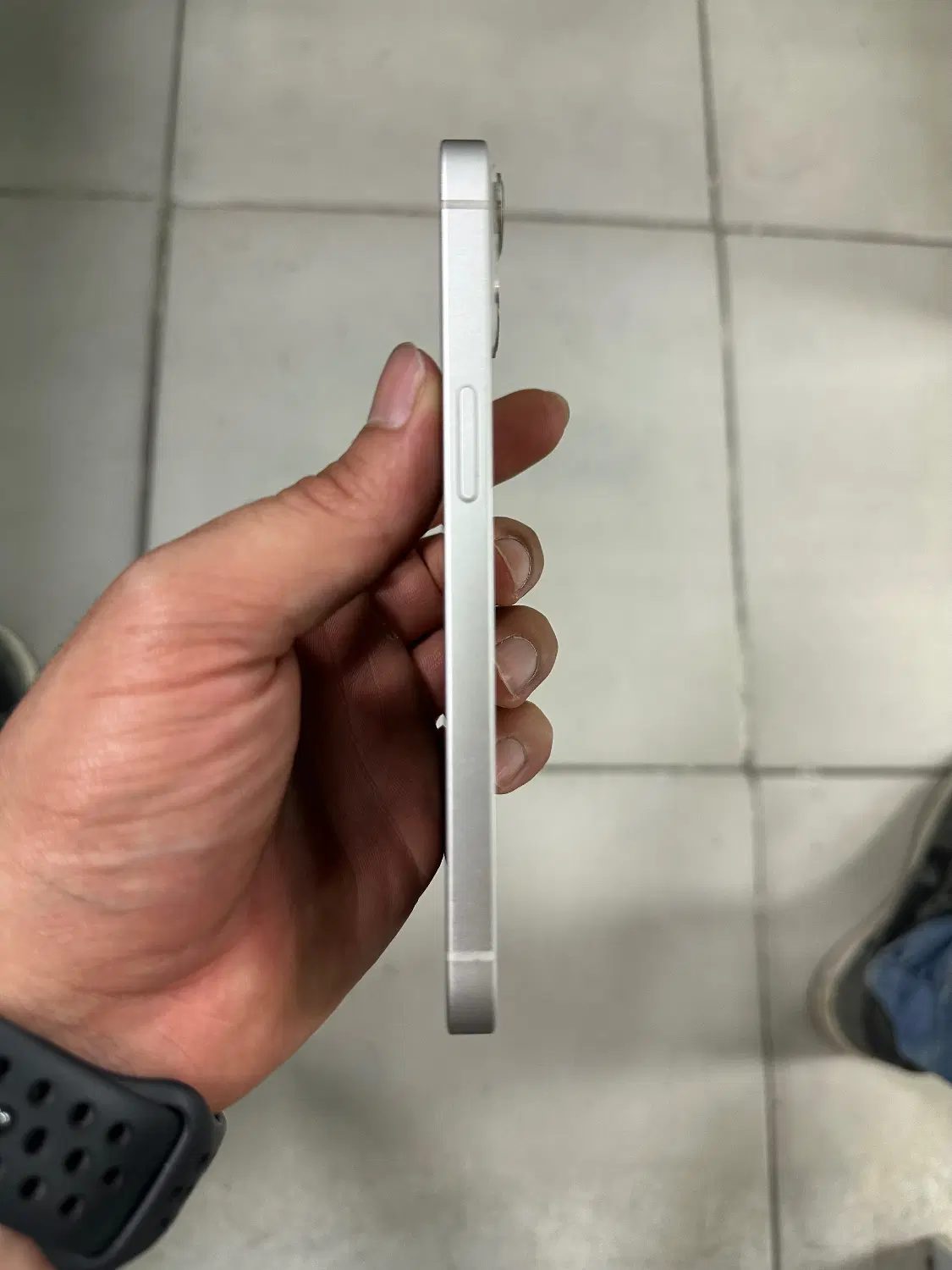 Iphone 13 normal|موبایل|بابل, |دیوار