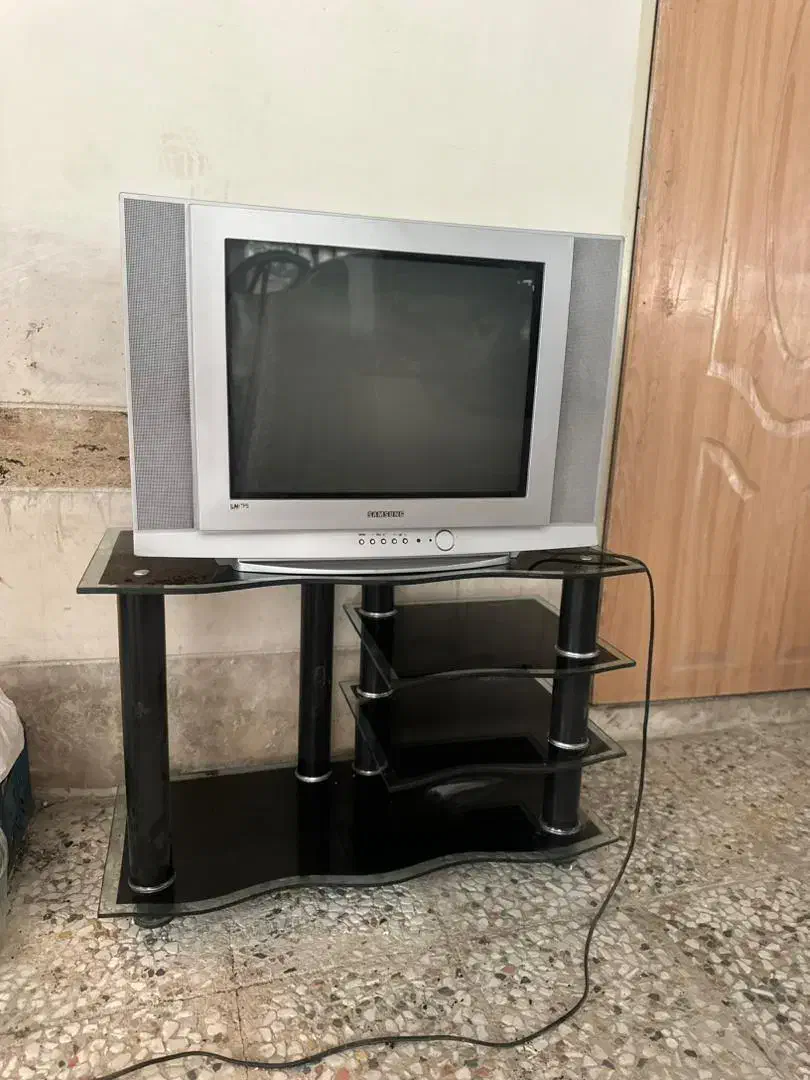 تلویزیون سامسونگ صفحه تخت نو،میز و دستگاه دیجیتال|تلویزیون و پروژکتور|کرمانشاه, |دیوار