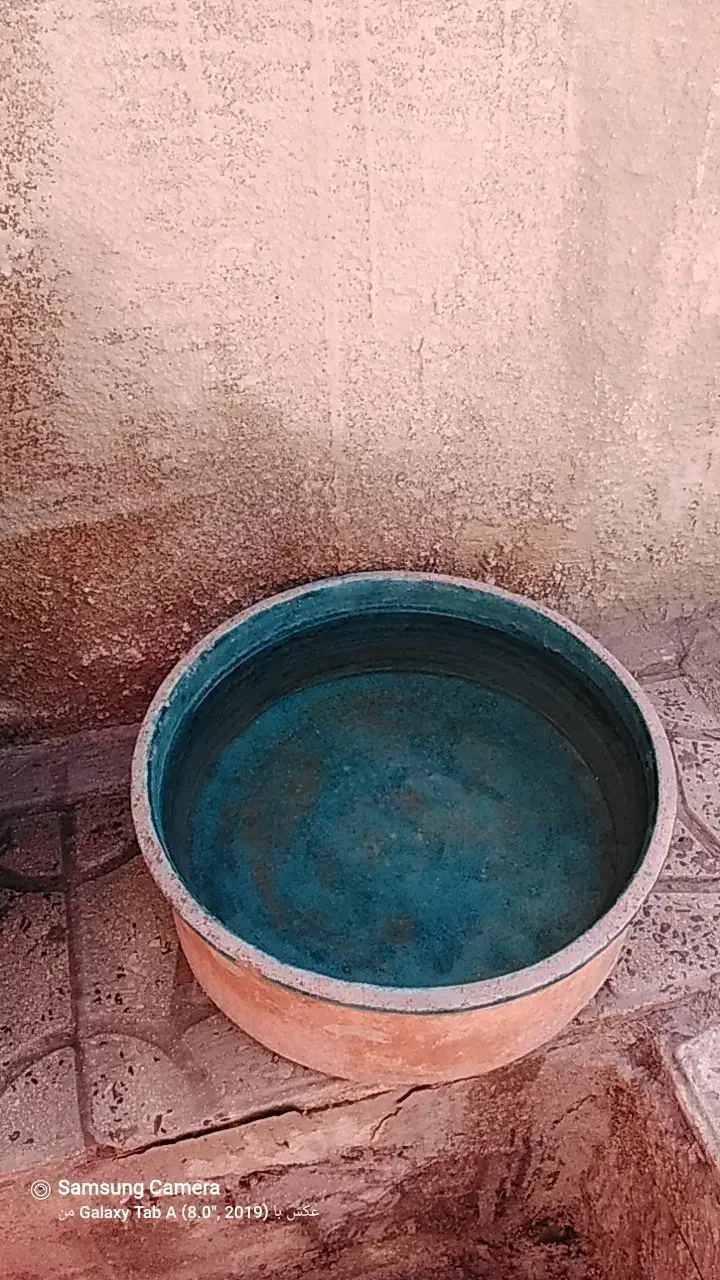 لاجین و کوزه قدیمی قابل استفاده|کلکسیون اشیاء عتیقه|اراک, |دیوار