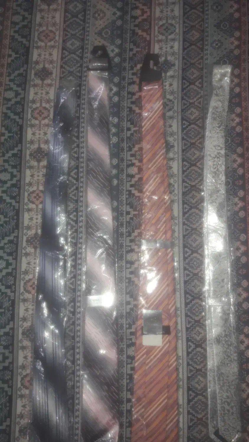 فروش کرابات  کت شلوار ازهمه رنگ|کیف، کفش، کمربند|تهران, شهرک ولیعصر شمالی|دیوار