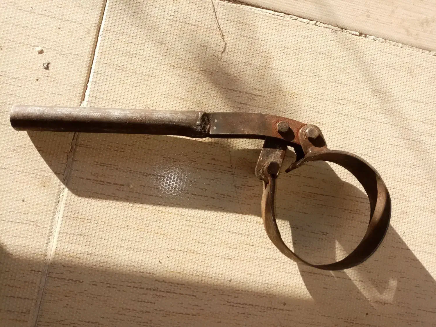 آچار مخصوص بازکردن فیلترروغن|ابزارآلات|بروجرد, |دیوار