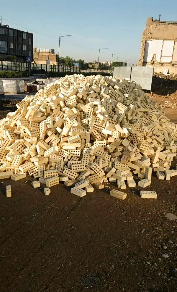 تولید و فروش اجرسفال زرد*آجر سفال 7سانت زرد|عمده‌فروشی|شهر بابک, |دیوار