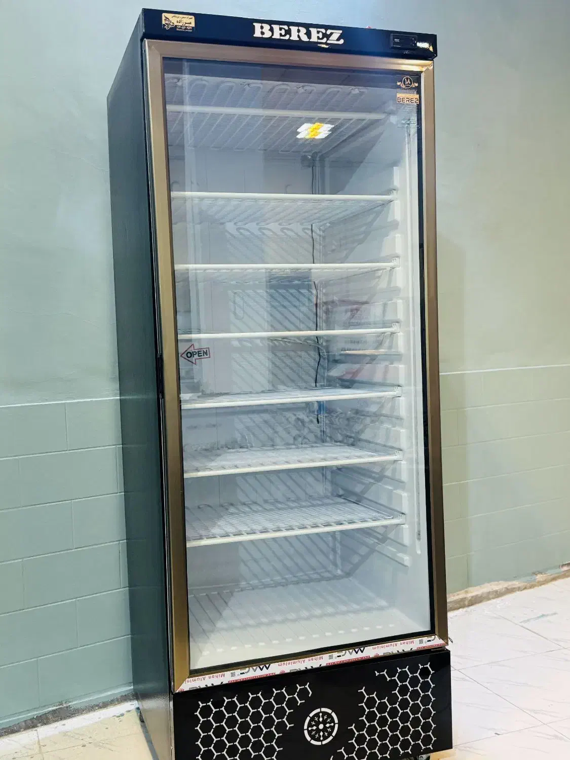 فریزر ۸۰ سانتی ایستاده|کافیشاپ و رستوران|بندر کنگان, |دیوار