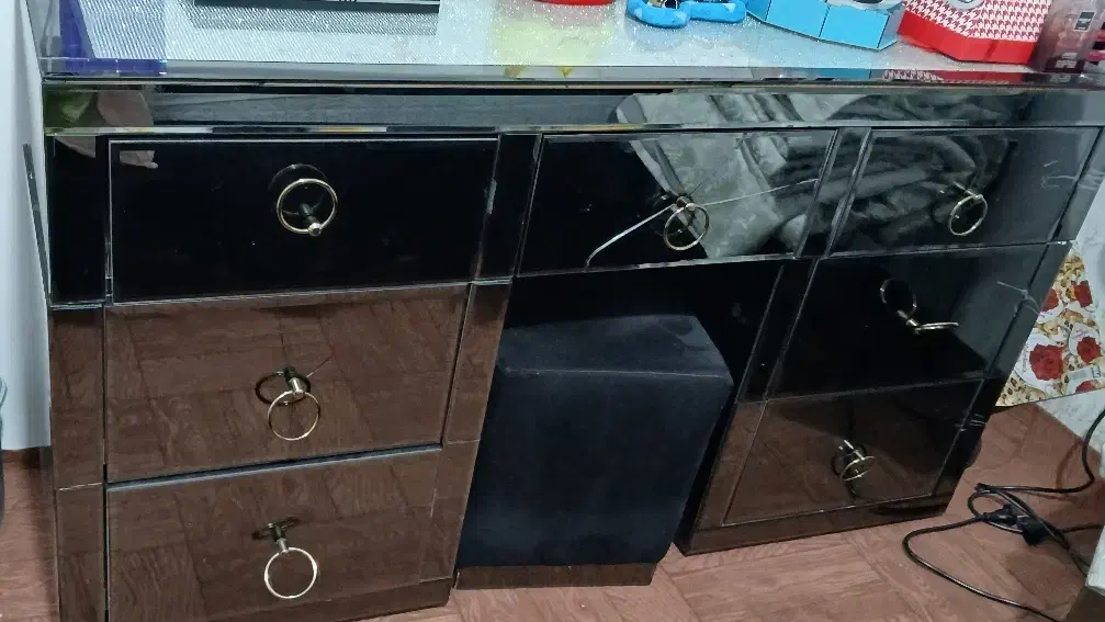 سرویس خواب|تخت و سرویس خواب|رودبار, |دیوار