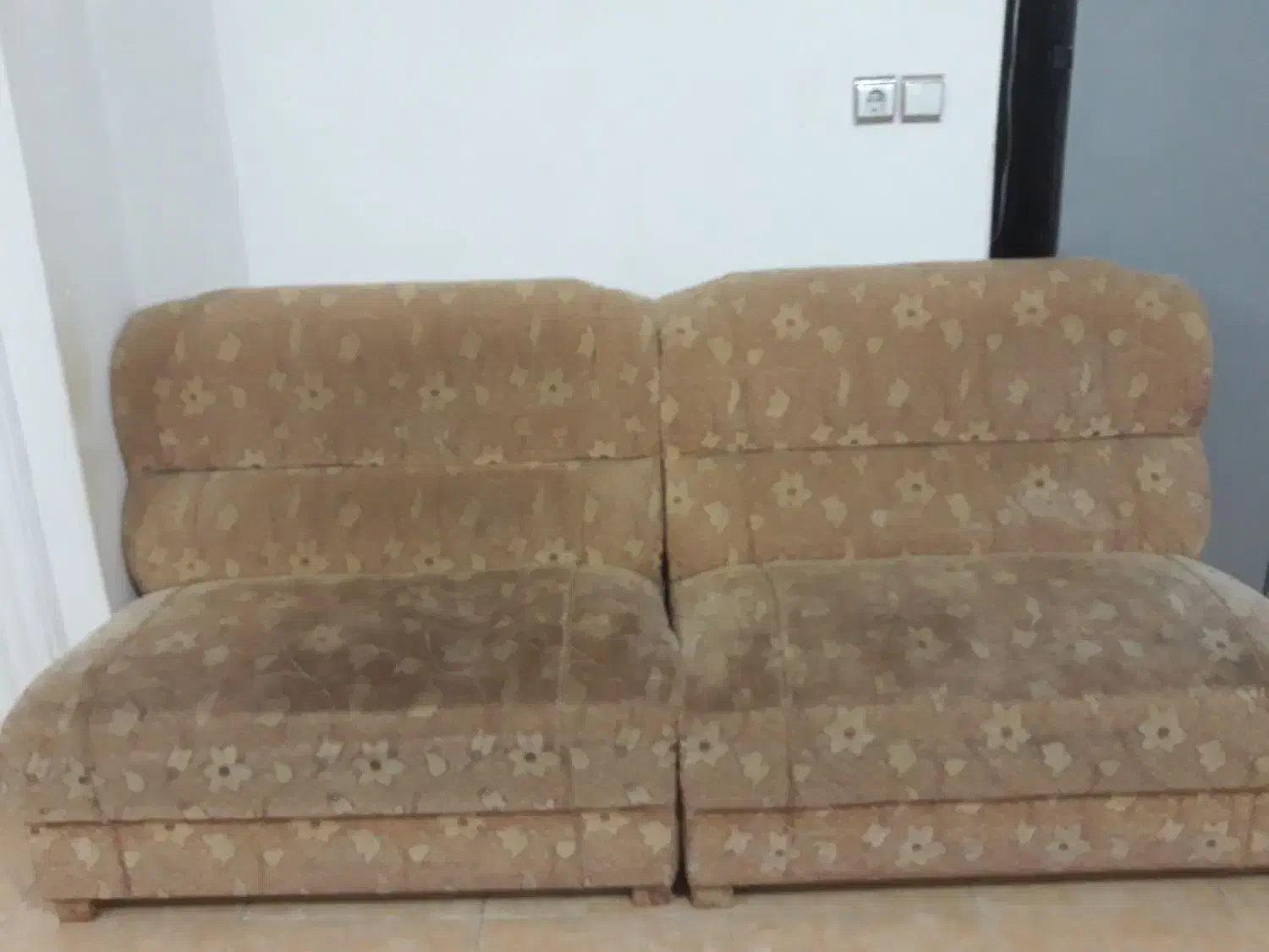 مبل راحتی|مبلمان خانگی و میز عسلی|فومن, |دیوار