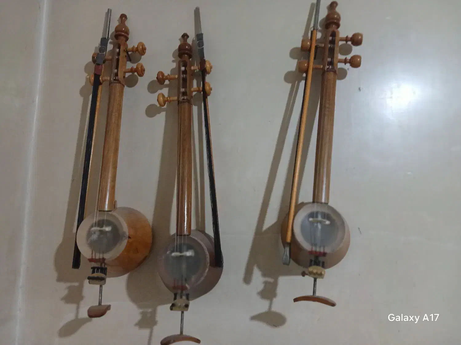 کمانچه|سازهای سنتی|کوهدشت, |دیوار