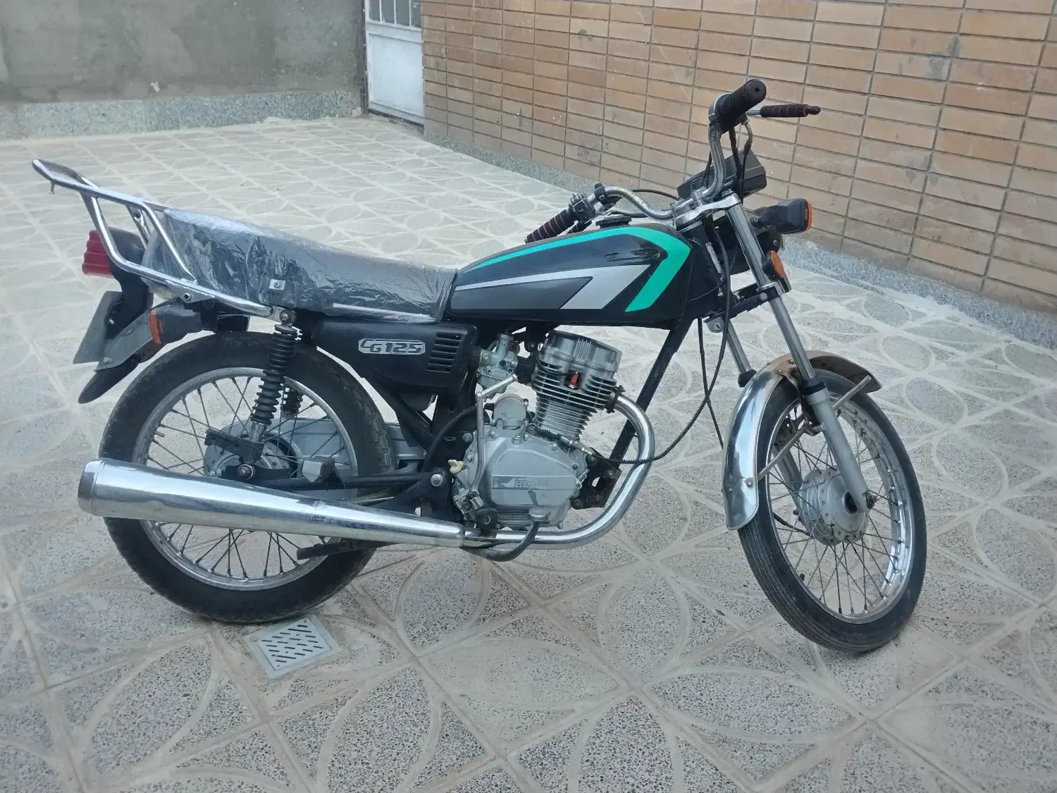 دوتا هندا 5 دنده استارتی|موتورسیکلت|بیرجند, |دیوار