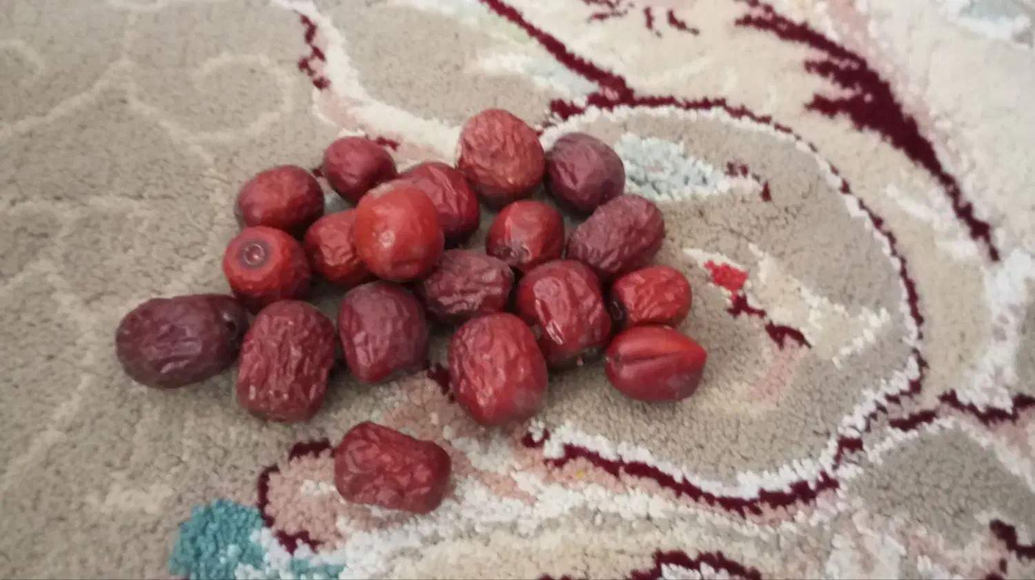 عناب|خوردنی و آشامیدنی|مشهد, حسین‌آباد|دیوار