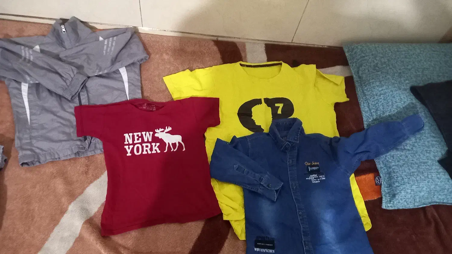 لباس  و کفش  بچه گانه و زنانه در حد نو|لباس|کرمان, |دیوار