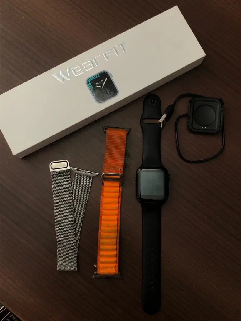 ساعت هوشمند در حد نو|ساعت|سپیدان, |دیوار