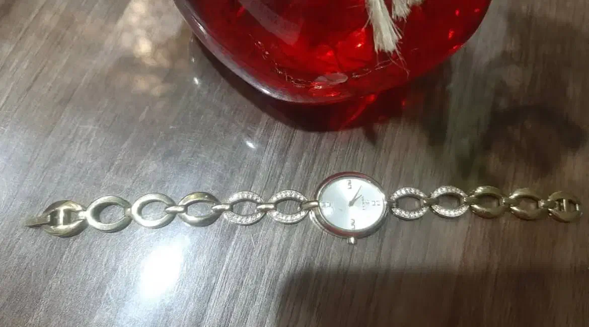 ساعت زنانه ویولت|ساعت|رباطکریم, رباطکریم|دیوار