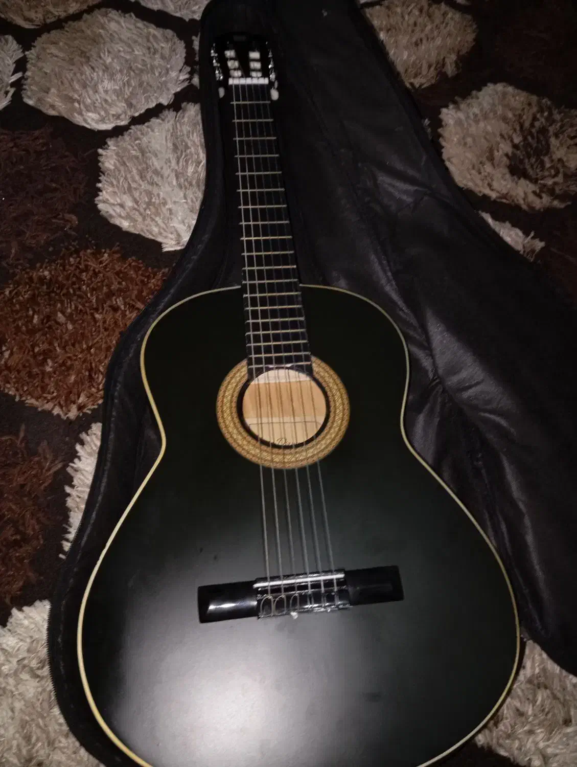 گیتار|گیتار، بیس، امپلیفایر|تبریز, |دیوار