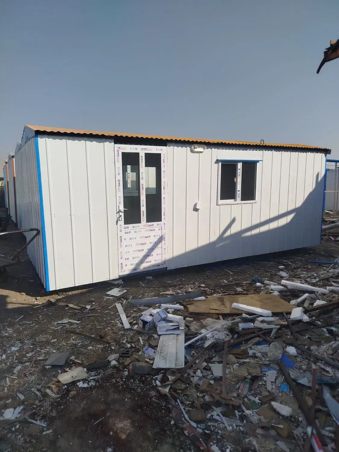 یوسف کانکس|مصالح و تجهیزات ساختمان|فریدون‌کنار, |دیوار