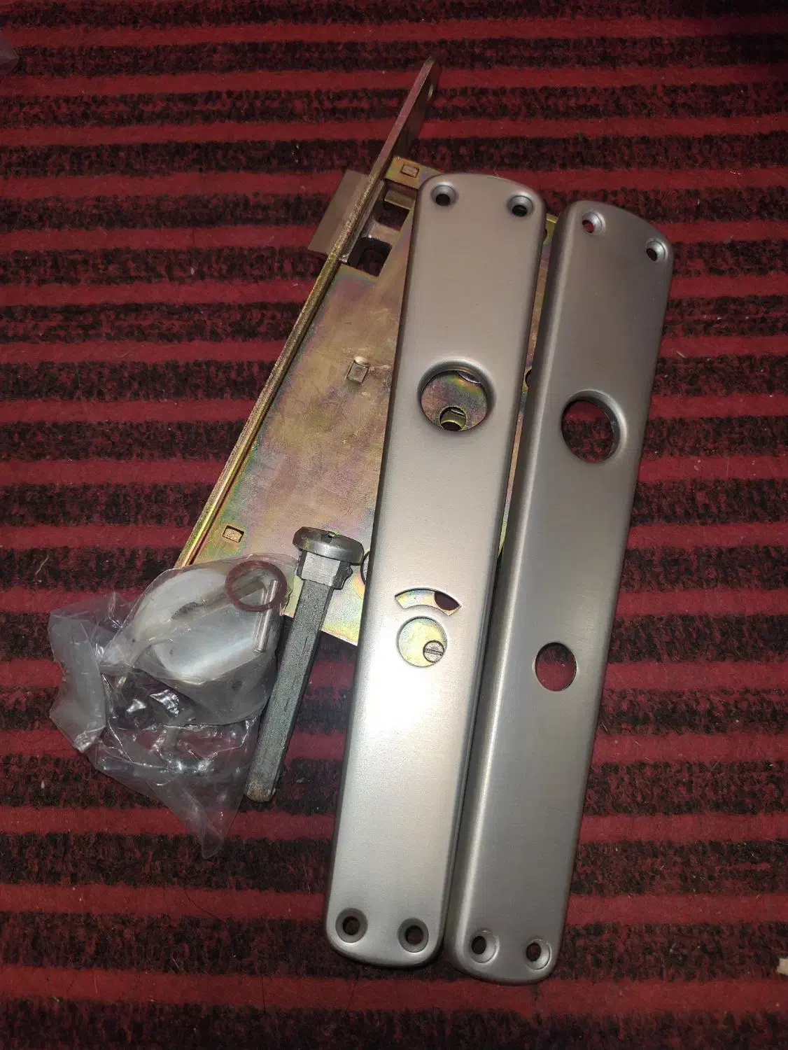 مغزی قفل درب چوبی.حدیده متحرک.لوله گیر|ابزارآلات|تهران, فردوسی|دیوار