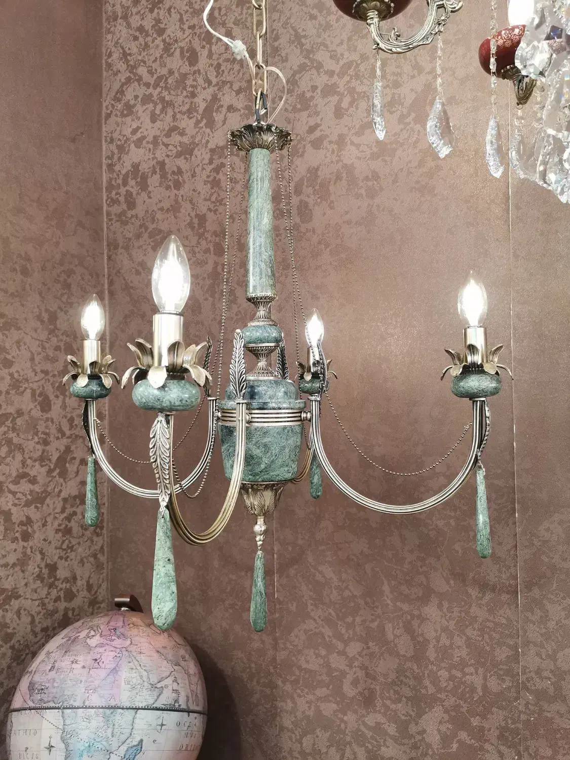 لوستر سنگی|لوستر و چراغ آویز|رشت, سعدی (تختی)|دیوار