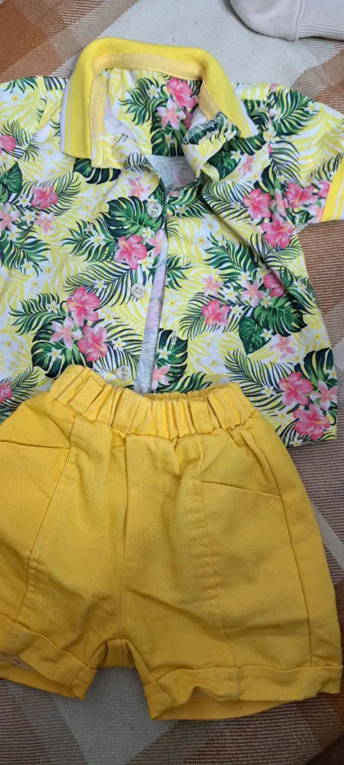 لباس عید|کفش و لباس بچه|قم, باجک یک|دیوار