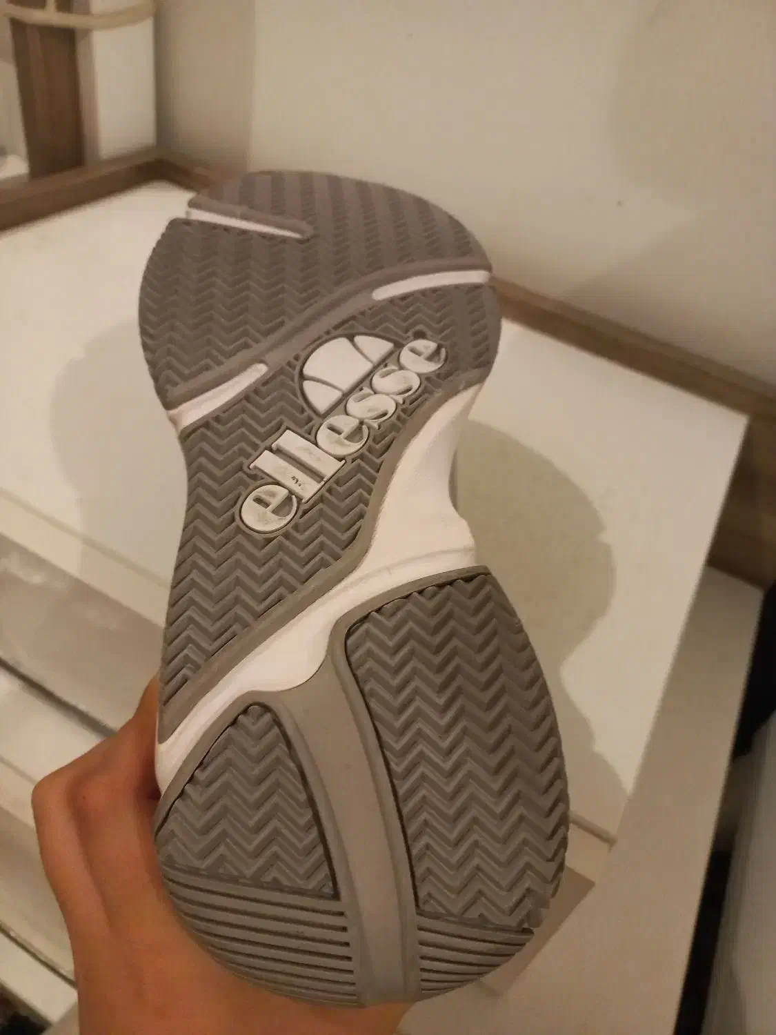 کفش اسپرت خارجی|کیف، کفش، کمربند|شهرکرد, |دیوار