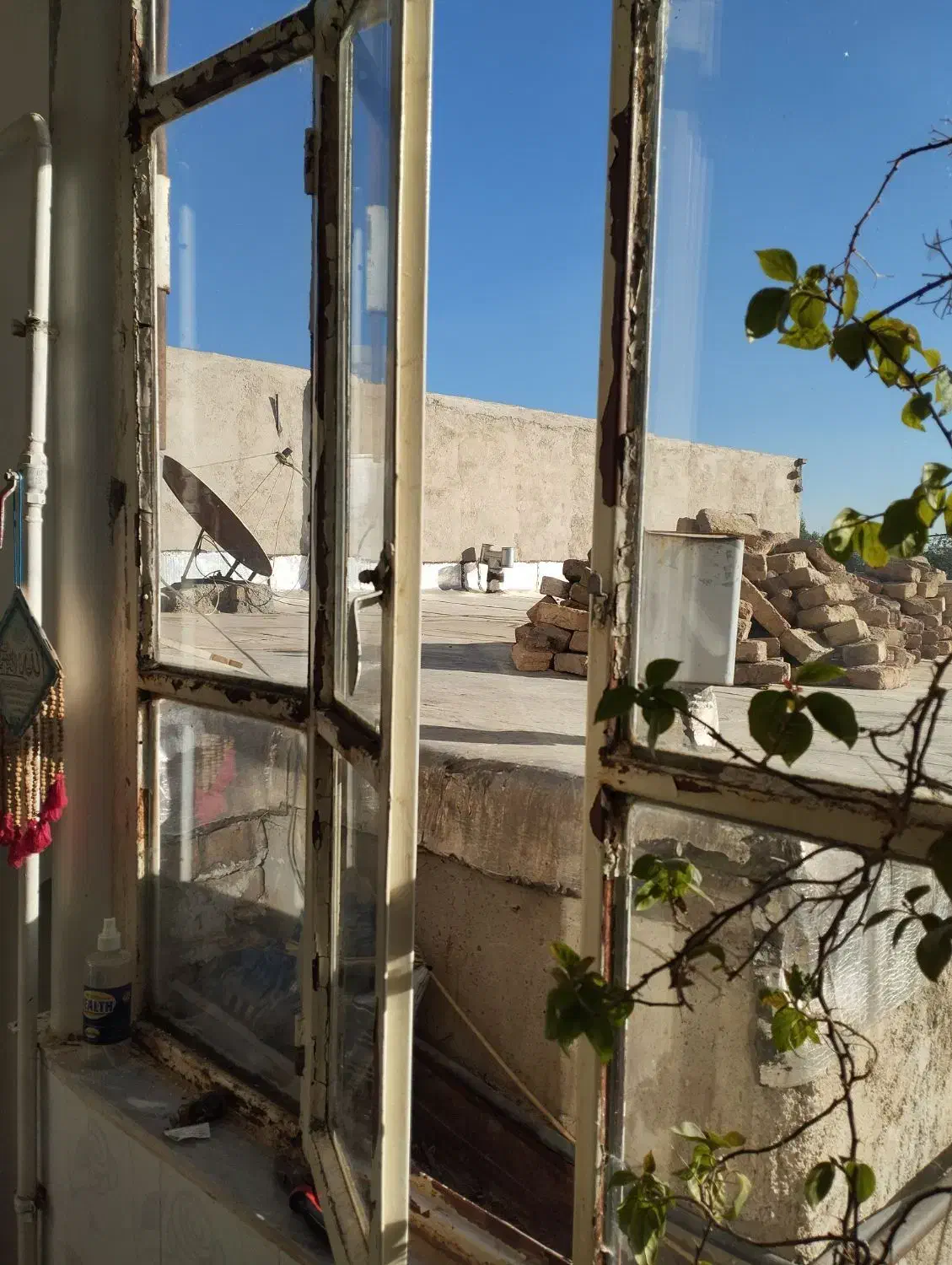 درآهنی وپنجره|مصالح و تجهیزات ساختمان|اسدآباد, |دیوار