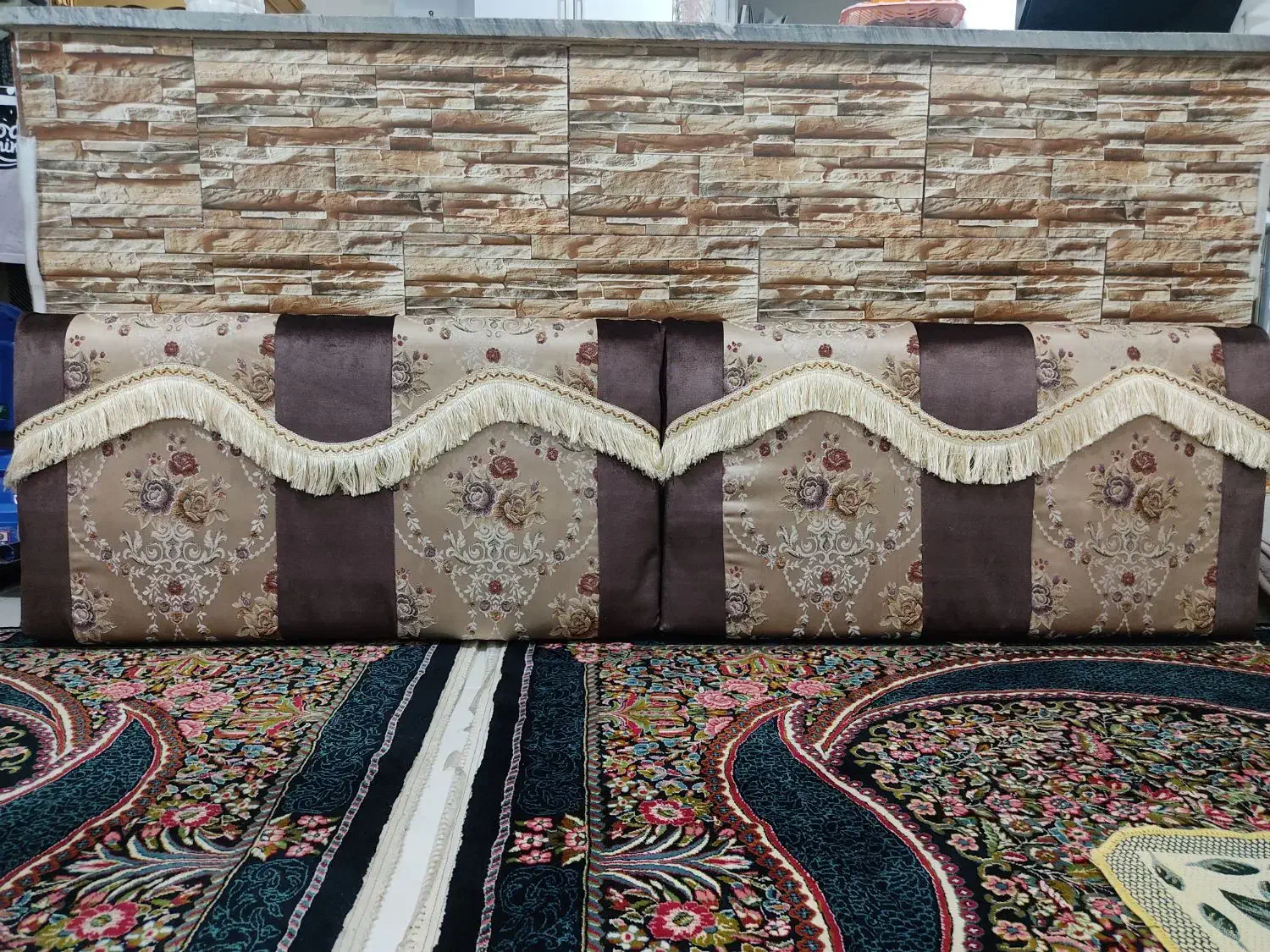 پشتی|پشتی|کاشمر, |دیوار