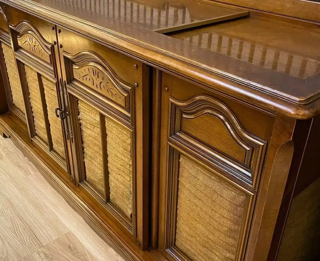 تلویزیون مبله رادیو گرام آنتیک قدیمی|کلکسیون اشیاء عتیقه|فیروزکوه, |دیوار