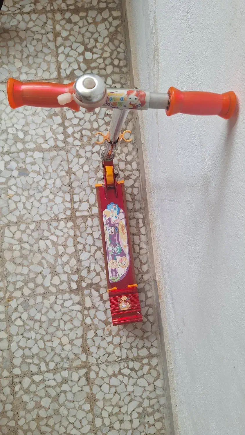 اسکوتر دخترانه|دوچرخه، اسکیت، اسکوتر|رشت, نخودچر|دیوار