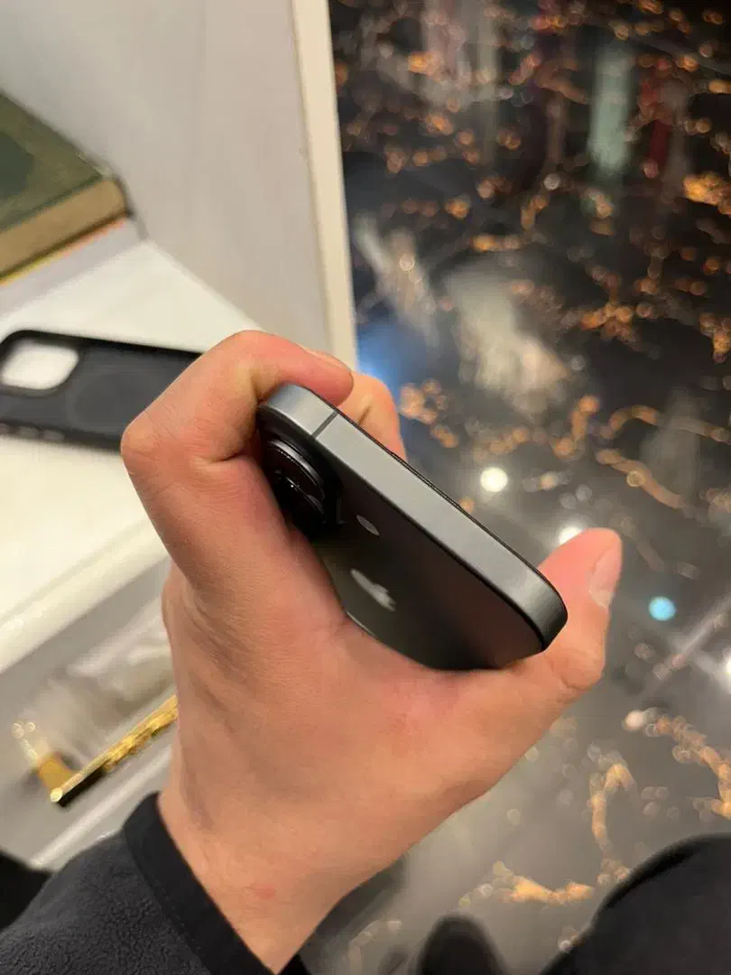 ایفون۱۷|موبایل|تهران, صادقیه|دیوار